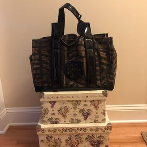 Tory Burch tote (reposhing)